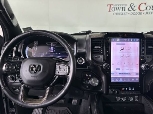 Used 2025 RAM 1500 Limited image 12