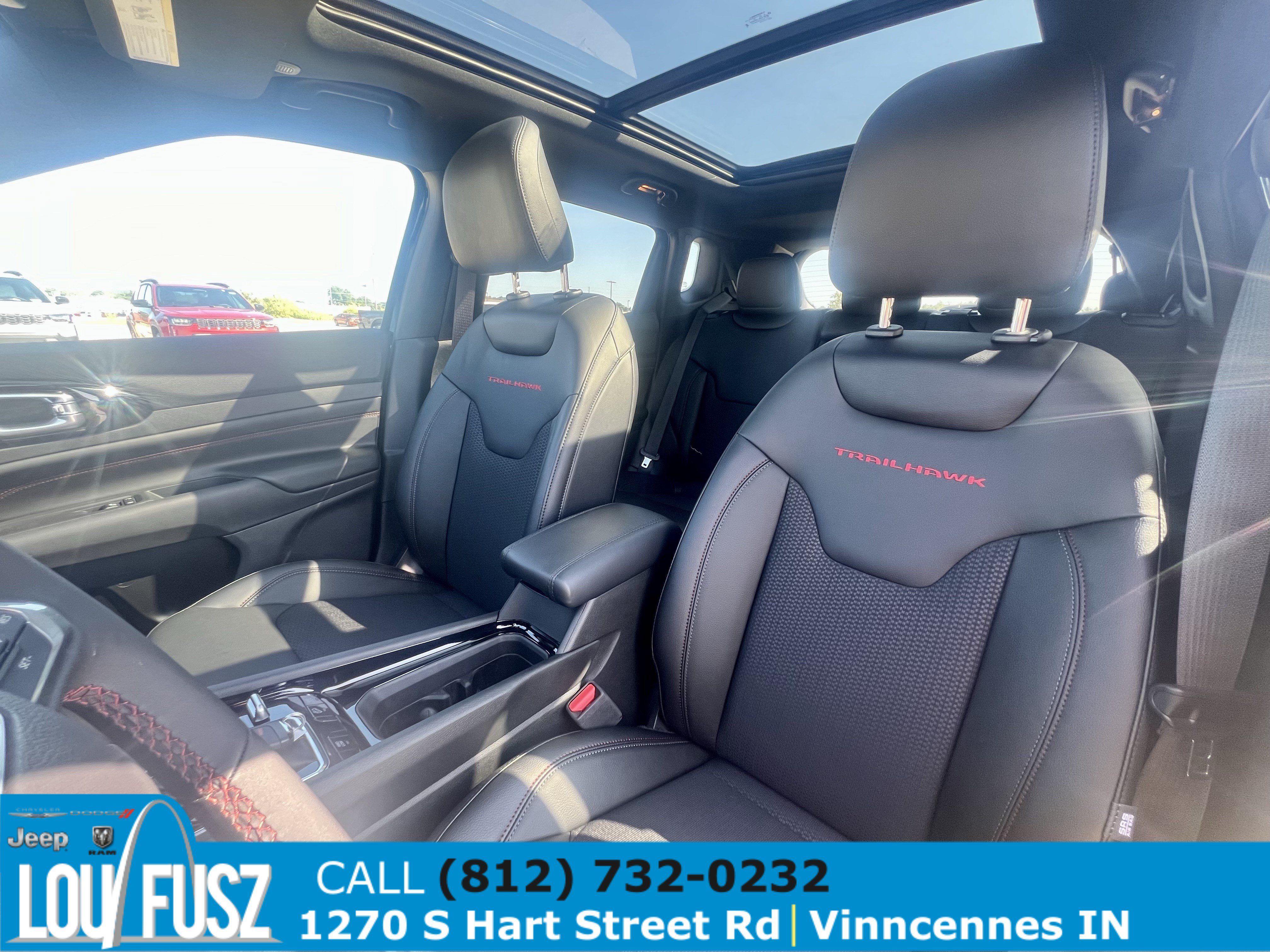 New 2026 Jeep Compass Trailhawk w/ Sun, Sound & Navigation Group AWD/4WD image 11
