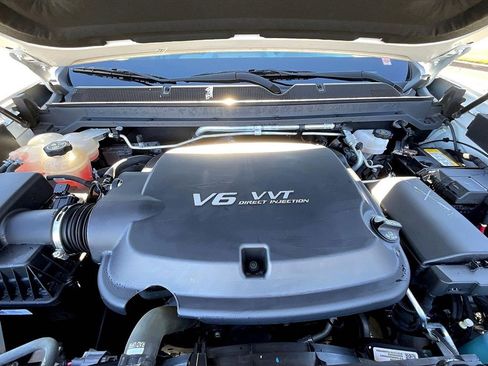 Used 2022 Chevrolet Colorado Z71 image 10