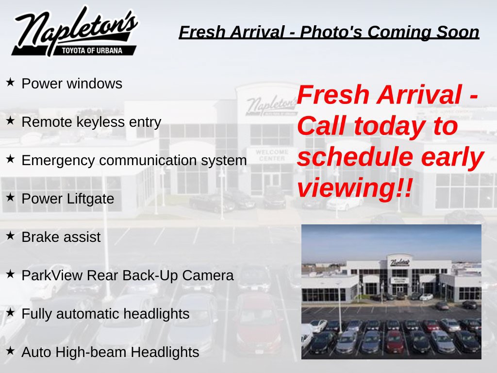 Used 2023 Jeep Grand Cherokee L Limited AWD/4WD image 2