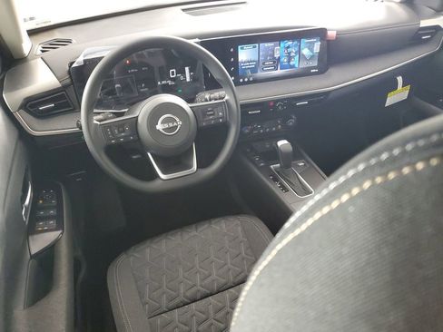 New 2026 Nissan Kicks SV w/ Cold Weather Package image 15