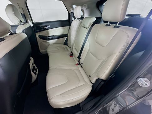 Used 2017 Ford Edge Titanium w/ Equipment Group 301A AWD/4WD image 28