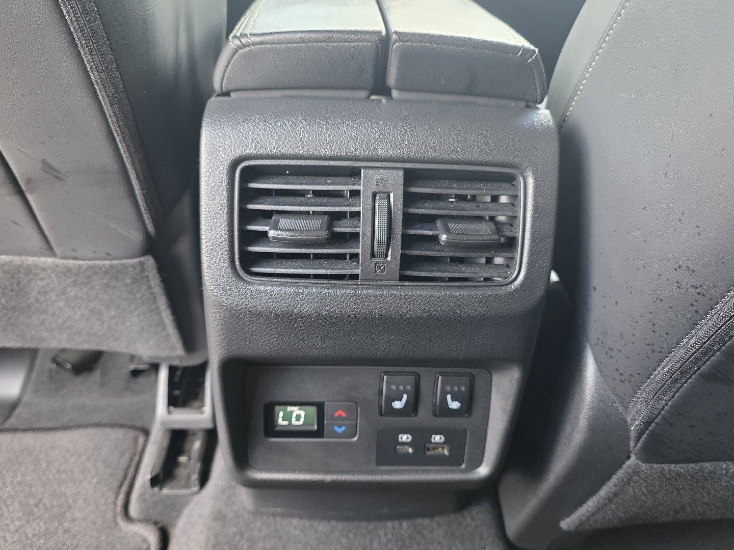 Used 2023 Nissan Rogue Platinum w/ Platinum Premium Package FWD image 29