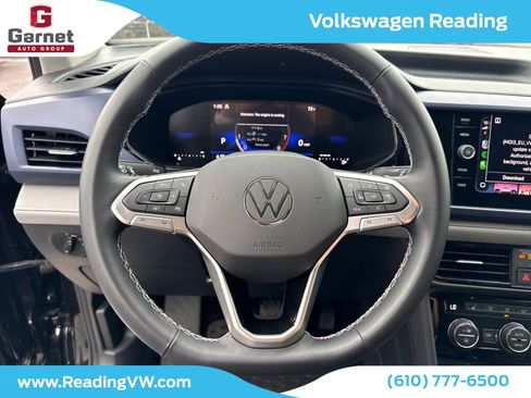 Used 2024 Volkswagen Taos SE AWD/4WD image 15