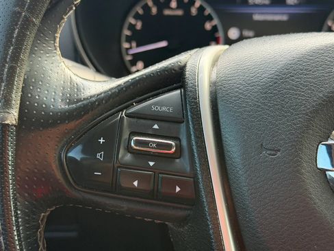 Used 2017 Nissan Maxima 3.5 SV FWD image 21