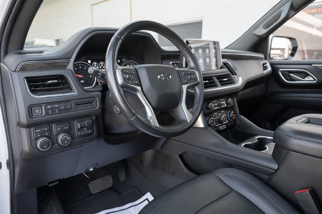 Used 2021 Chevrolet Suburban Z71 w/ Z71 Off-Road Package AWD/4WD image 18