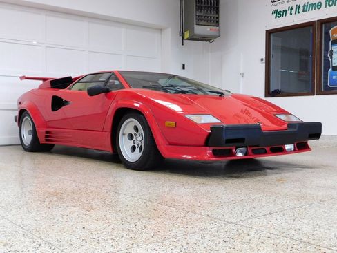 Used 1986 Lamborghini Countach Coupe image 3