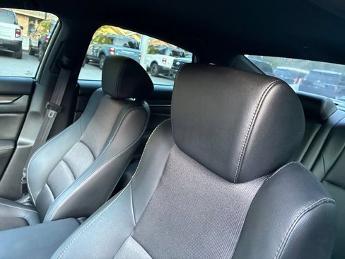 Used 2021 Honda Accord Sport image 9