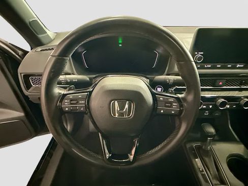 Used 2022 Honda Civic Sport image 12