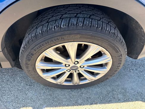 Used 2017 Ford Escape Titanium FWD image 7