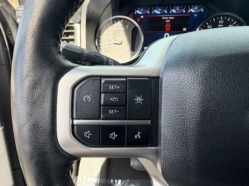 Used 2024 Ford Expedition Max XLT image 25