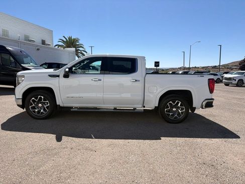 Used 2024 GMC Sierra 1500 SLT w/ SLT Premium Plus Package AWD/4WD image 8