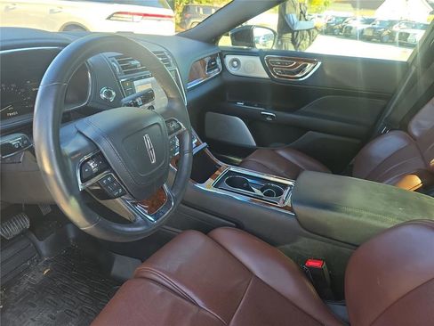 Used 2020 Lincoln Continental Reserve w/ Luxury Package image 14