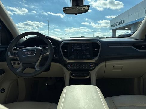 Used 2023 GMC Acadia Denali w/ Denali Ultimate Package image 15