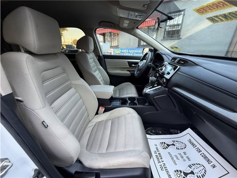Used 2019 Honda CR-V LX image 32