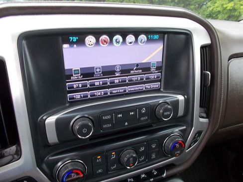 Used 2018 GMC Sierra 1500 SLT AWD/4WD image 33