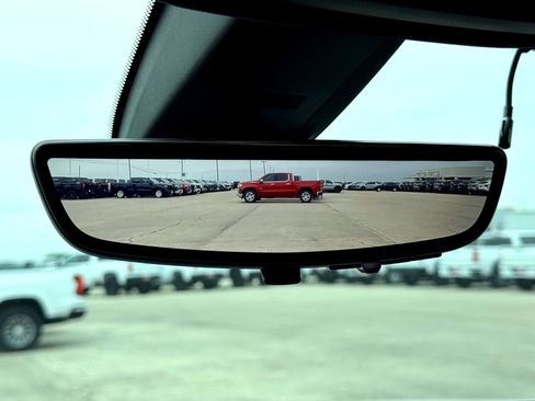 Used 2023 Chevrolet Traverse Premier w/ Redline Edition image 34