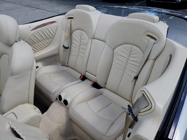 Used 2007 Mercedes-Benz CLK 350 Cabriolet image 22