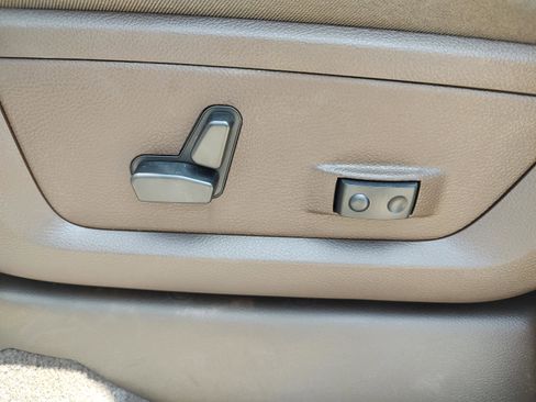 New 2025 RAM 2500 Limited image 28