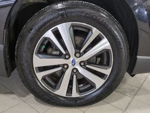 Used 2019 Subaru Outback 3.6R Limited image 22