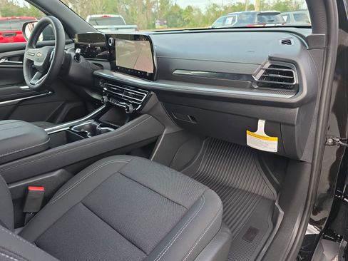 New 2026 Chevrolet Traverse LT w/ Sun and Wheel Package image 10