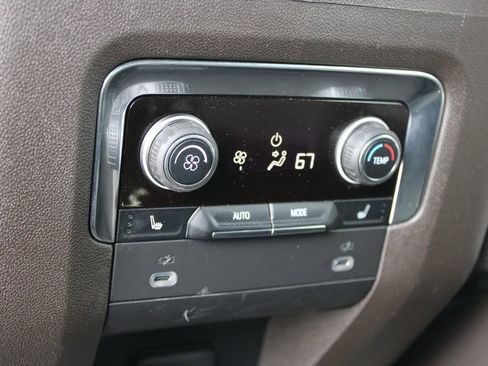 Used 2022 Chevrolet Tahoe LT w/ Luxury Package RWD image 30