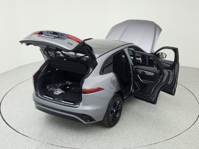 Certified 2026 Jaguar F-PACE R-Dynamic S AWD/4WD image 16