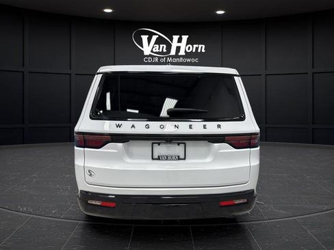 Used 2024 Jeep Wagoneer Series II image 4