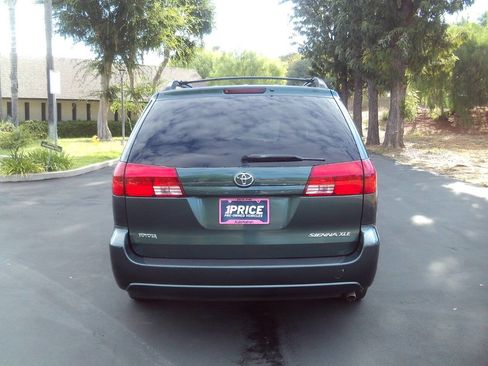 Used 2004 Toyota Sienna XLE image 13