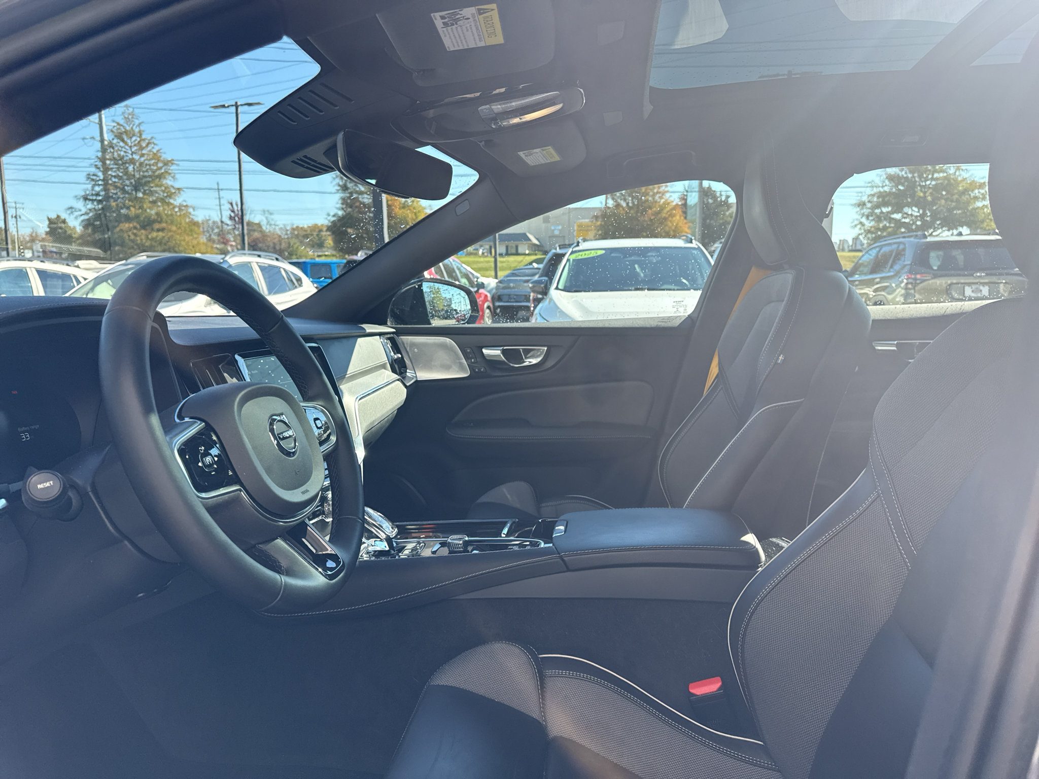 Used 2023 Volvo V60 T8 Polestar AWD/4WD image 9