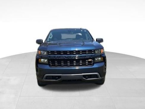 Used 2021 Chevrolet Silverado 1500 Custom image 2