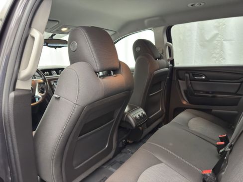 Used 2016 Chevrolet Traverse LT image 22