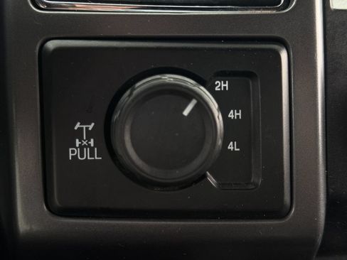Used 2019 Ford F150 XLT w/ Equipment Group 302A Luxury AWD/4WD image 22