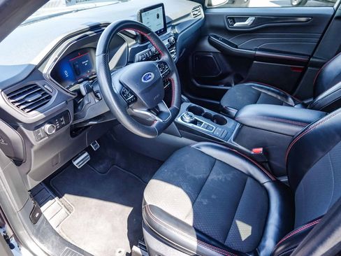 Certified 2024 Ford Escape ST-Line image 16