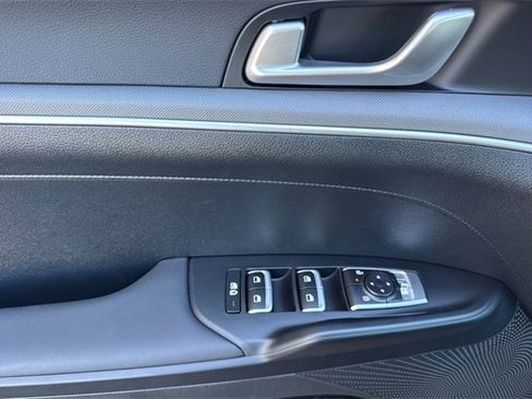 New 2026 Kia K5 LXS image 12