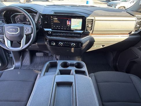 Used 2024 GMC Sierra 1500 Elevation w/ LPO, Elevation Black Package image 26