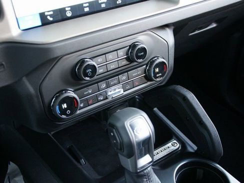 New 2026 Ford Bronco Outer Banks w/ Sasquatch Package image 26