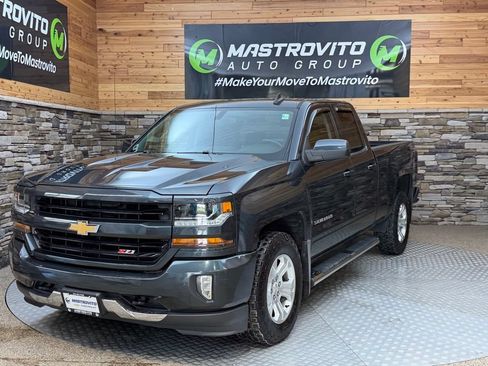 Used 2017 Chevrolet Silverado 1500 LT w/ All Star Edition AWD/4WD image 10