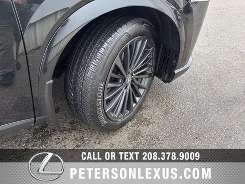 Used 2025 Lexus RX 350h w/ Convenience Package image 10