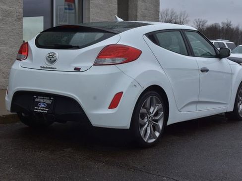 Used 2015 Hyundai Veloster RE:FLEX Edition image 13