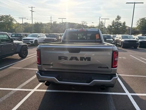 Used 2025 RAM 1500 Big Horn AWD/4WD image 6
