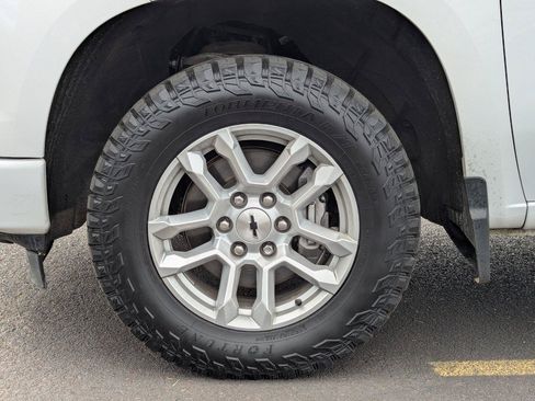 Used 2022 Chevrolet Silverado 1500 RST w/ Z71 Off-Road Package AWD/4WD image 37