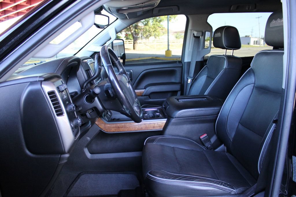 Used 2019 Chevrolet Silverado 3500 High Country w/ Duramax Plus Package AWD/4WD image 10