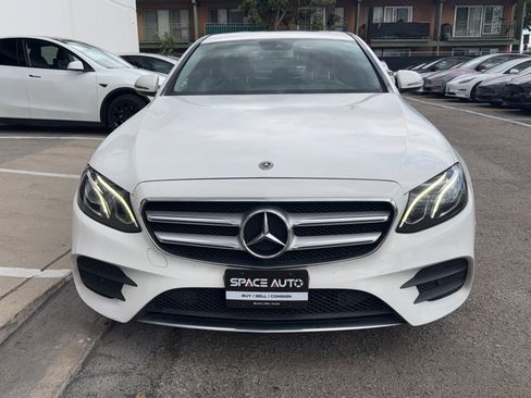 Used 2018 Mercedes-Benz E 300 image 2