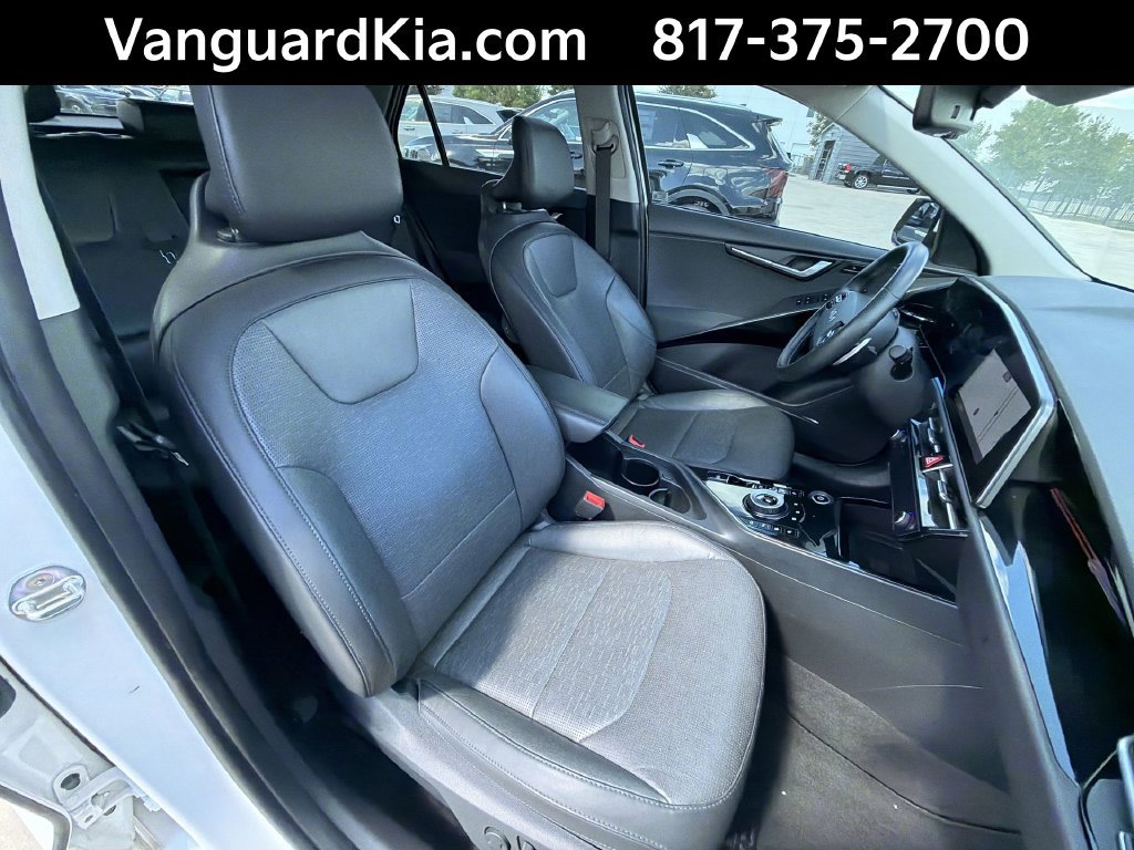 Certified 2023 Kia Niro Wave FWD image 29