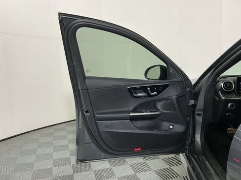 Used 2024 Mercedes-Benz C 300 Sedan image 18