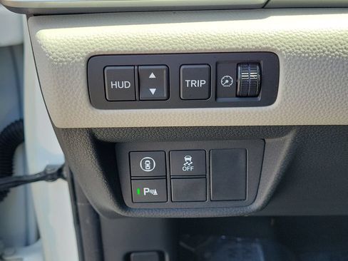 Used 2020 Honda Accord Touring image 31