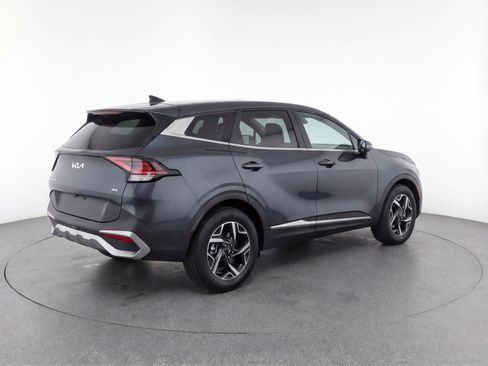 Used 2024 Kia Sportage LX AWD/4WD image 9