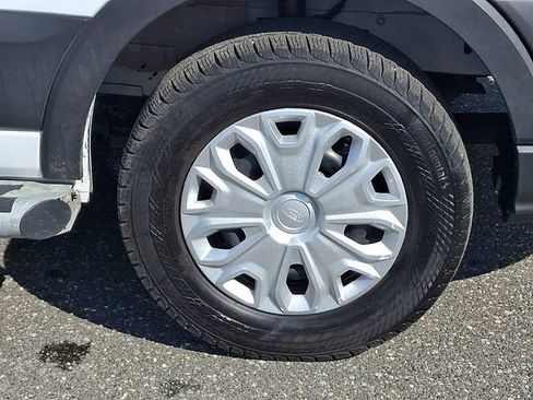Used 2025 Ford Transit 250 Low Roof w/ Exterior Upgrade Package RWD image 28