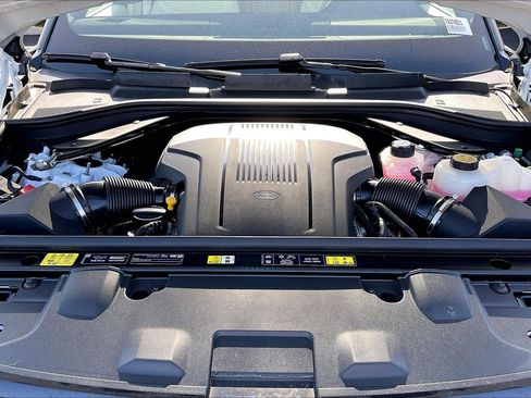 New 2026 Land Rover Range Rover SE AWD/4WD image 18